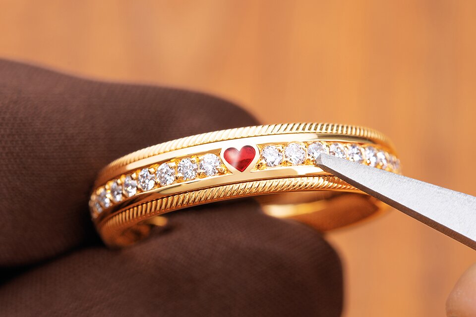607255-51007GG — DECLARATION OF LOVE
